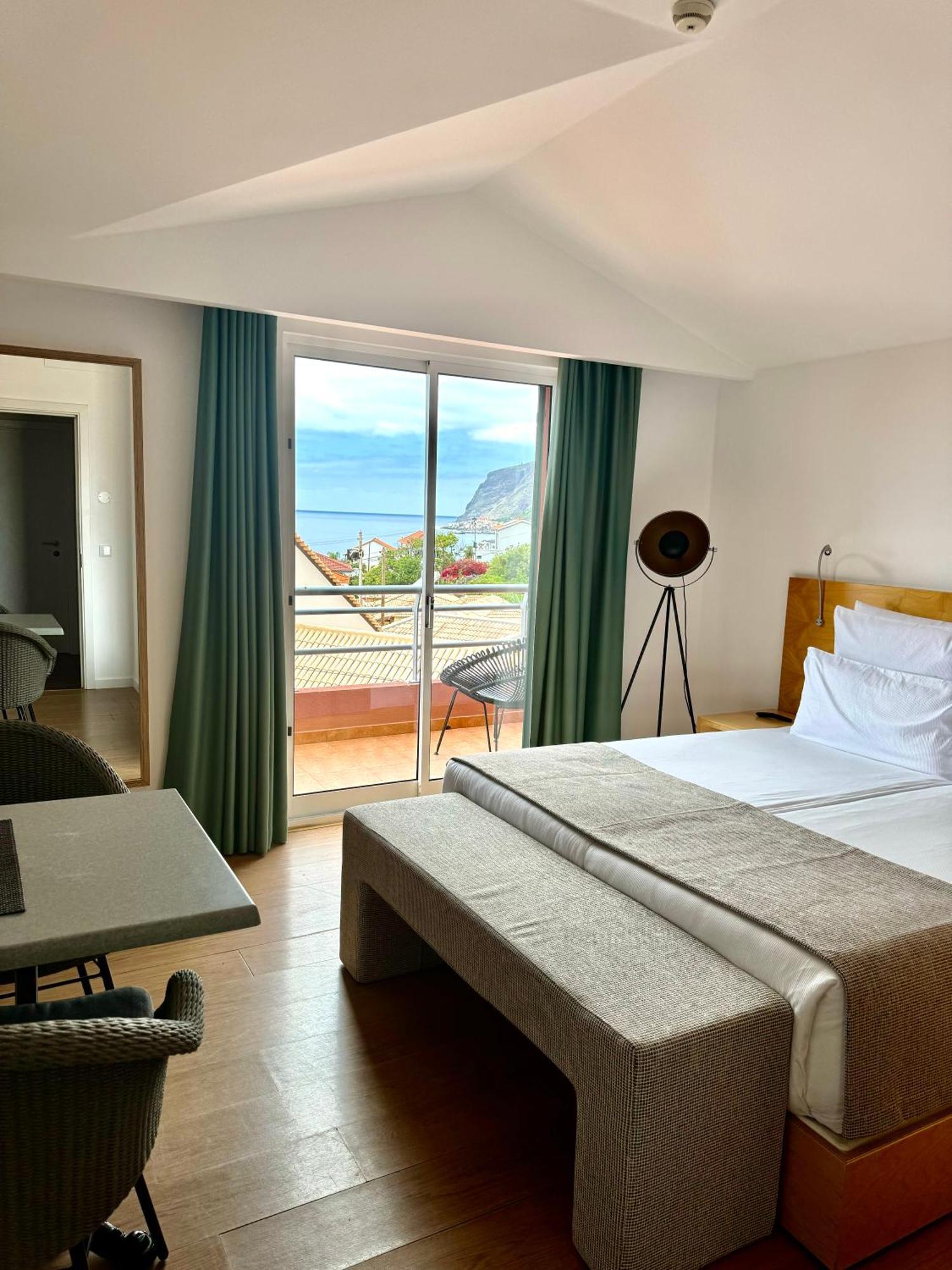 Boutique Hotel Jardim Do Mar Exterior photo